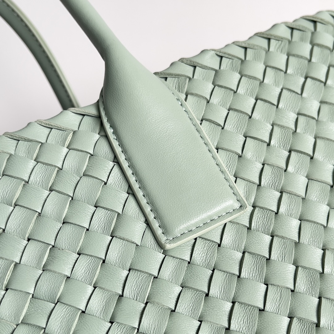 Bottega Veneta Shopping Bags